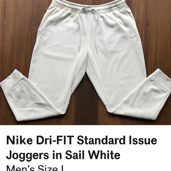 Nike Dri-FIT Standard Issue Joggers in Sail White | Men’s Size L - Picture 1 of 9